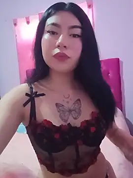 Snapshot of Emiily__Evans chatting on May 22, 2026, 6:24 pm Emiily Evans online show from May 22, 2026, 6:24 pm