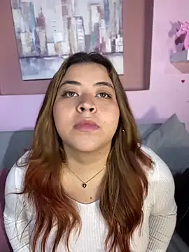 ZoeBennett Pink online show from April 14, 2026, 6:14 pm