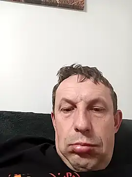 Miro9 online show from April 13, 2026, 9:31 pm