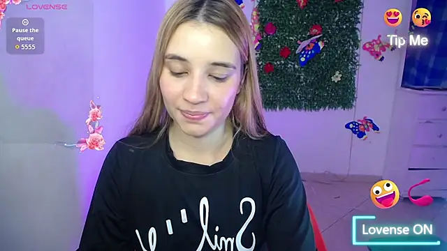 Ambar lynn01 online show from May 18, 2026, 8:03 pm