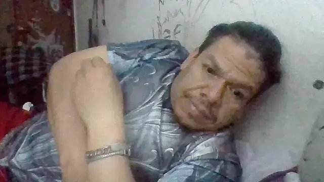 Snapshot of Oskr2024XXX chatting on May 2, 2026, 7:13 am Oskr2024XXX online show from May 2, 2026, 7:13 am