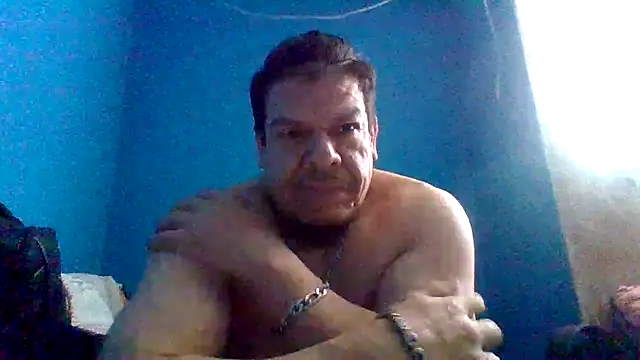 Snapshot of Oskr2024XXX chatting on May 29, 2026, 6:28 pm Oskr2024XXX online show from May 29, 2026, 6:28 pm