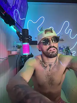 Snapshot of NickyThix chatting on April 15, 2026, 7:58 pm NickyThix online show from April 15, 2026, 7:58 pm