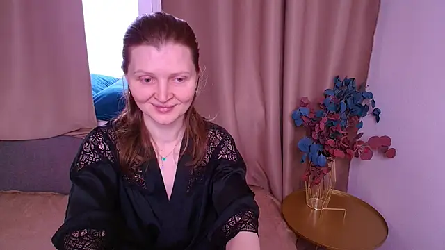 Snapshot of Liza__Evans chatting on April 25, 2026, 2:14 am Liza Evans online show from April 25, 2026, 2:14 am