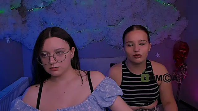 Snapshot of nymira chatting on August 1, 2026, 9:19 am nymira online show from August 1, 2026, 9:19 am