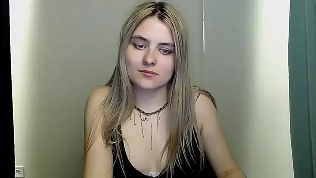 Snapshot of _shy_sabrina__ chatting on April 16, 2026, 5:36 pm shy sabrina online show from April 16, 2026, 5:36 pm
