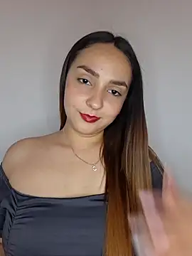 Siennarose2026 online show from August 10, 2026, 2:04 am