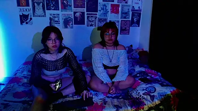 Snapshot of Red-Cherry2 chatting on May 17, 2026, 6:11 am Red-Cherry2 online show from May 17, 2026, 6:11 am