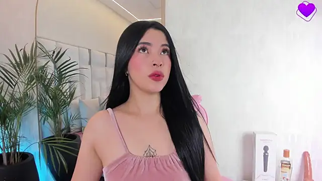 imnikaa  online show from June 2, 2026, 1:13 pm