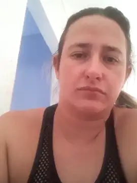 lolitaloira2 online show from April 14, 2026, 7:31 pm