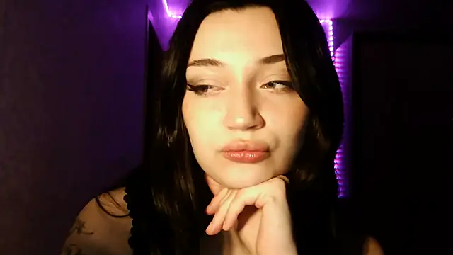 babelillian online show from April 15, 2026, 7:58 pm