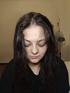 Snapshot of _Mikky_lil_ chatting on July 7, 2026, 8:57 pm Mikky lil online show from July 7, 2026, 8:57 pm