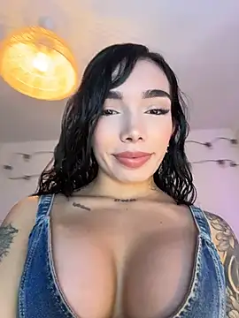 Snapshot of milasantana_ chatting on July 9, 2026, 9:52 pm milasantana online show from July 9, 2026, 9:52 pm