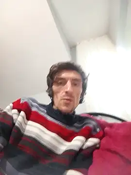 Snapshot of ince292929 chatting on April 15, 2026, 3:41 pm ince292929 online show from April 15, 2026, 3:41 pm