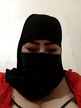 Snapshot of Chahrazad1 chatting on April 25, 2026, 5:21 pm Chahrazad1 online show from April 25, 2026, 5:21 pm