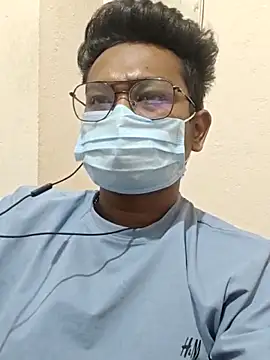 hot boy995 online show from April 15, 2026, 9:27 am