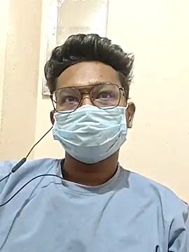 hot boy995 online show from April 16, 2026, 4:13 am