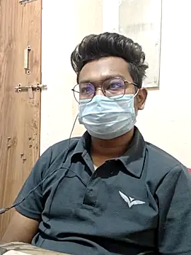 hot boy995 online show from April 21, 2026, 6:31 am