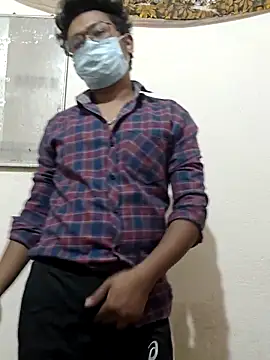 hot boy995 online show from April 22, 2026, 3:53 am