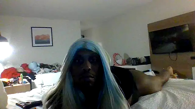 Snapshot of Dicksee_Left chatting on June 20, 2026, 1:41 am Dicksee Left online show from June 20, 2026, 1:41 am