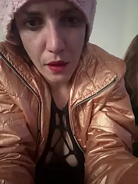 Snapshot of SOLyLunita2232nuevo chatting on April 30, 2026, 12:55 pm SOLyLunita2232nuevo online show from April 30, 2026, 12:55 pm