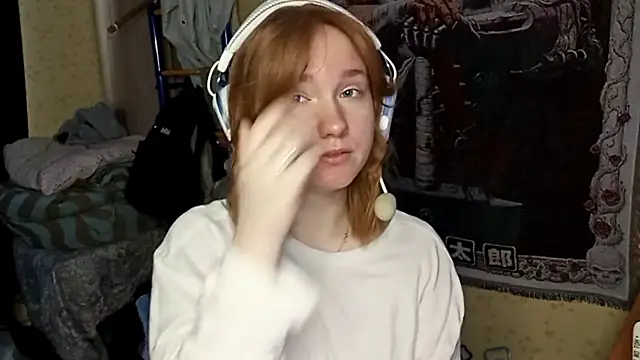 ArnettaMilfort online show from April 16, 2026, 7:09 am