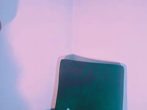 Honey Havoc05 online show from April 20, 2026, 5:54 am