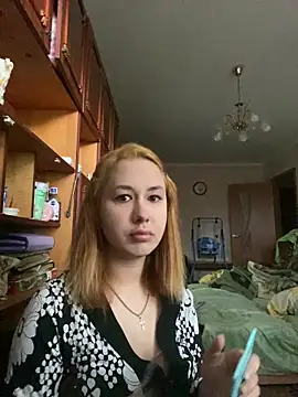 Melissa lissa  online show from April 18, 2026, 8:40 am