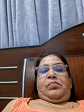 Shalini3456 online show from June 4, 2026, 5:30 pm