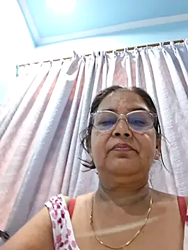 Shalini3456 online show from June 6, 2026, 8:19 am