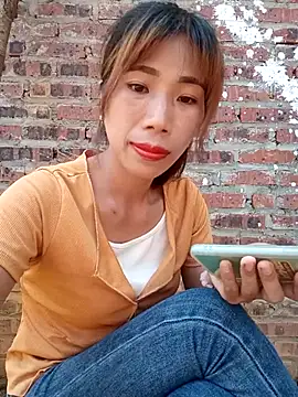 Elena Mia online show from May 15, 2026, 11:56 pm