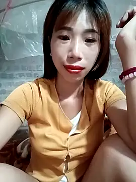 Elena Mia online show from May 18, 2026, 5:52 pm