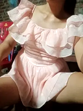 Elena Mia online show from July 15, 2026, 10:59 pm