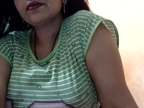 Snapshot of Sexy_Mahekk chatting on May 26, 2026, 3:41 pm Sexy Mahekk online show from May 26, 2026, 3:41 pm