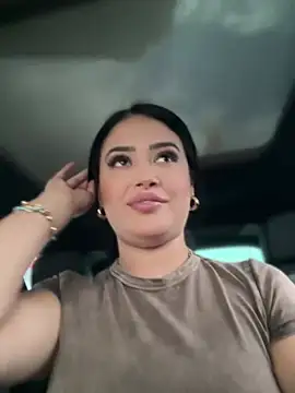 Sara fun online show from March 17, 2025, 8:51 pm