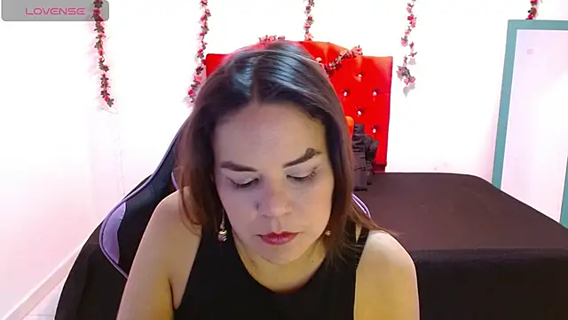 Snapshot of isabella16092020 chatting on April 16, 2026, 3:02 pm isabella16092020 online show from April 16, 2026, 3:02 pm