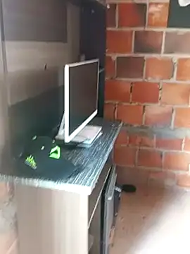  - - putinha - - online show from April 16, 2026, 3:46 pm