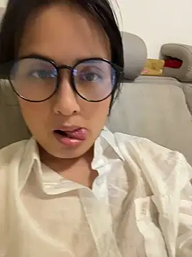 Faye-baby online show from May 21, 2026, 3:08 pm