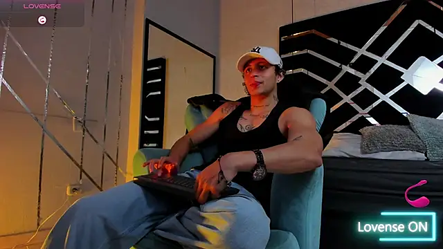 JayTaylorr online show from June 16, 2026, 11:46 am