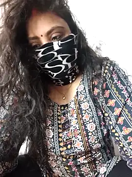 Snapshot of Hot-Beautiful_Cpl chatting on April 16, 2026, 6:03 am Hot-Beautiful Cpl online show from April 16, 2026, 6:03 am