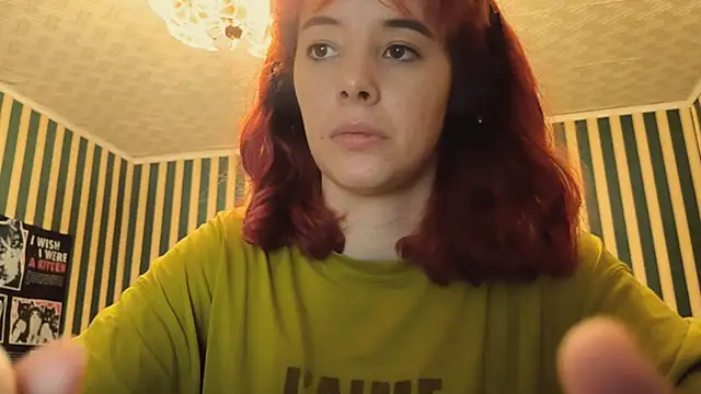 Snapshot of amberrrdolll_ chatting on May 3, 2026, 9:43 pm amberrrdolll online show from May 3, 2026, 9:43 pm