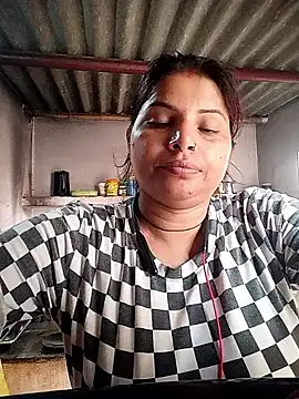 Snapshot of Bebonew1 chatting on May 28, 2026, 1:47 am Bebonew1 online show from May 28, 2026, 1:47 am