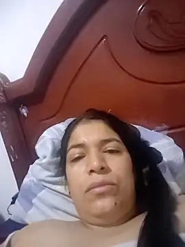 paloma2007 online show from April 17, 2026, 4:59 am