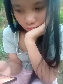 Snapshot of lelenana chatting on July 2, 2026, 10:27 pm lelenana online show from July 2, 2026, 10:27 pm