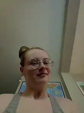 Snapshot of skyerose11 chatting on July 22, 2026, 8:00 pm skyerose11 online show from July 22, 2026, 8:00 pm