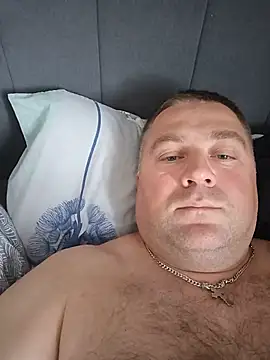 Snapshot of Anatolii_77 chatting on July 6, 2026, 3:03 pm Anatolii 77 online show from July 6, 2026, 3:03 pm