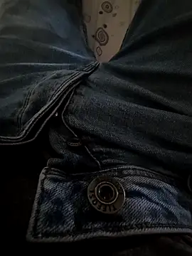 Snapshot of xTuguinha chatting on April 16, 2026, 3:46 pm xTuguinha online show from April 16, 2026, 3:46 pm