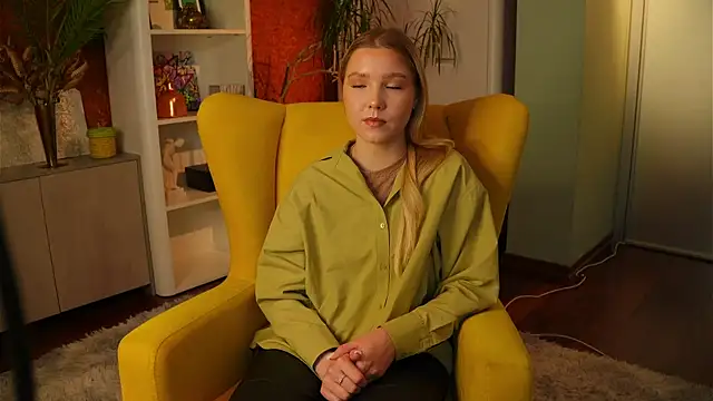 CoreyTajima online show from April 22, 2026, 4:48 am