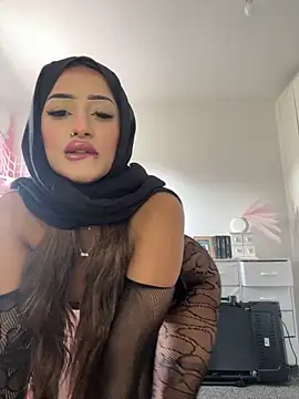 sexyasianpersuation online show from May 13, 2026, 11:18 am