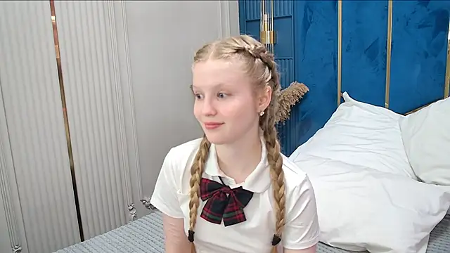 Snapshot of LilianHowards chatting on May 31, 2026, 9:49 am LilianHowards online show from May 31, 2026, 9:49 am